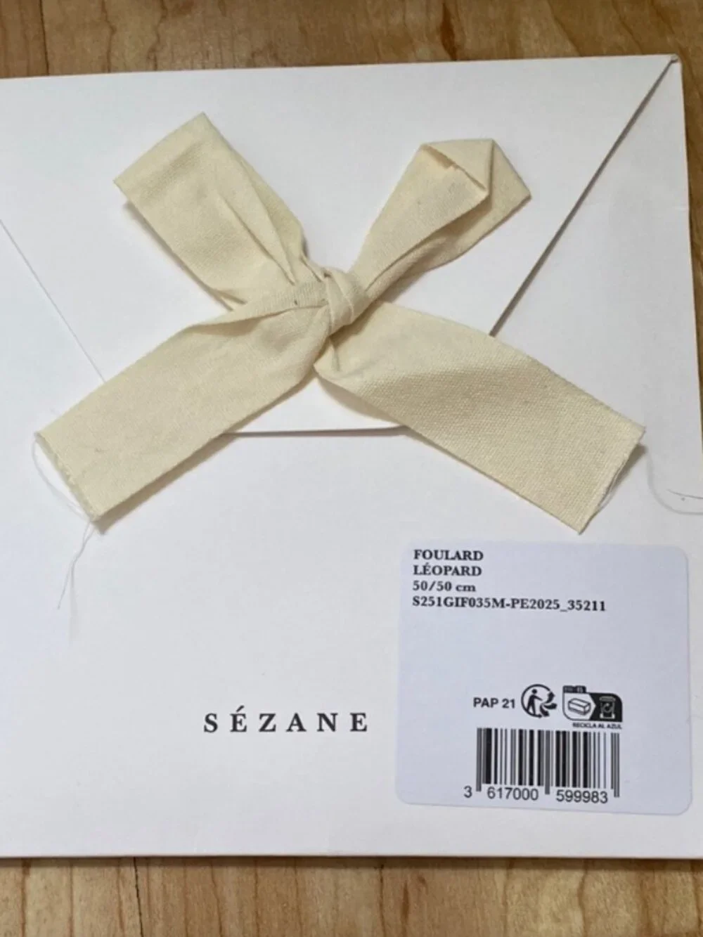 Sézane Léopard Foulard